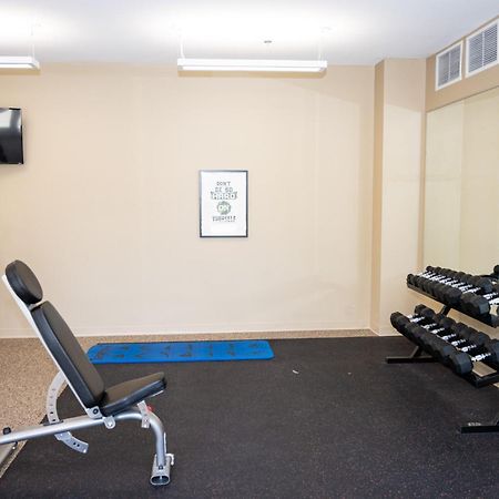 Luxury 3 Bedrooms With King Bed Downtown Indy อินเดียนาโพลิส ภายนอก รูปภาพ