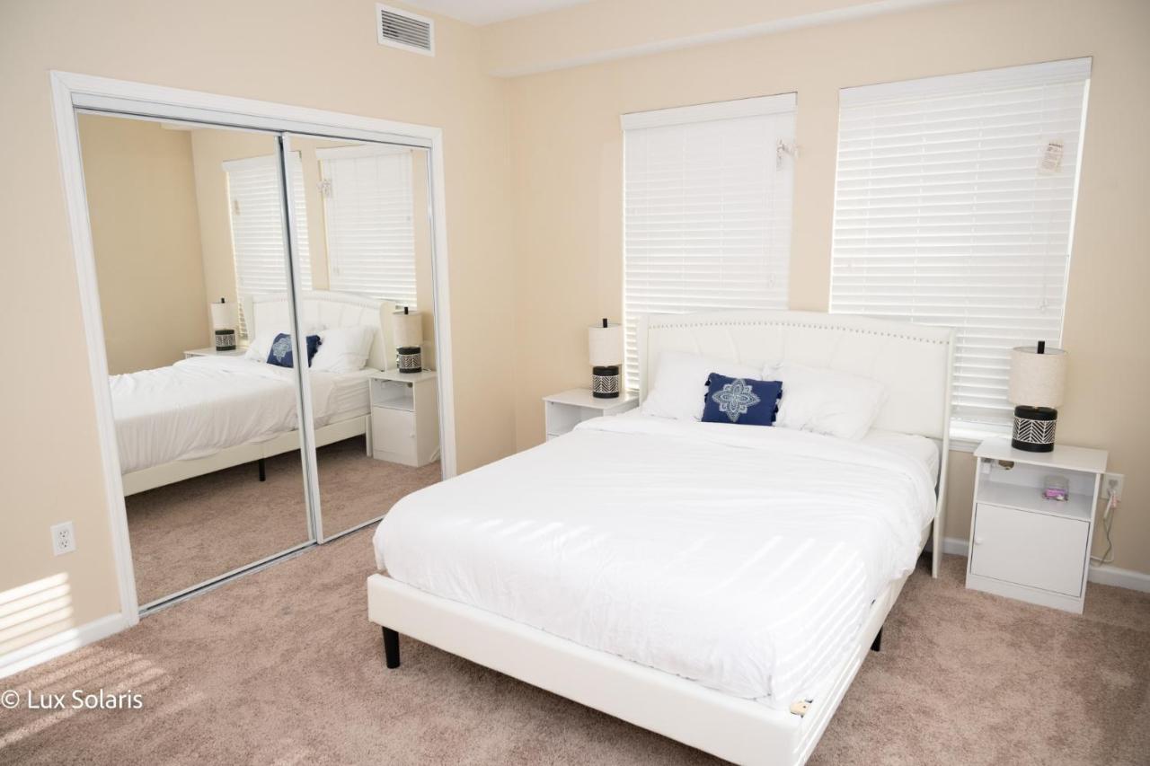 Luxury 3 Bedrooms With King Bed Downtown Indy อินเดียนาโพลิส ภายนอก รูปภาพ