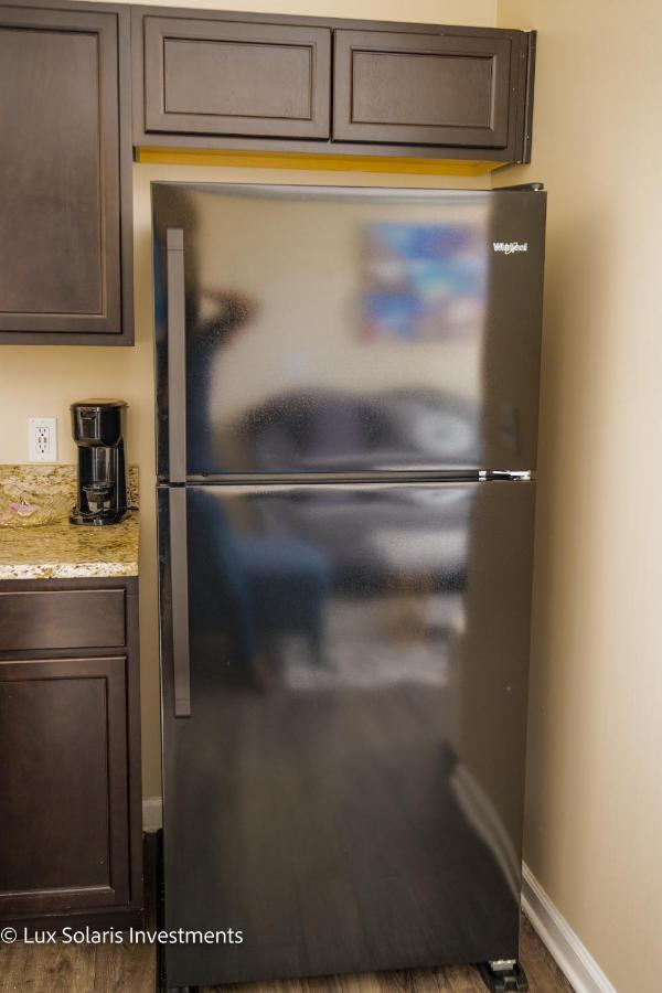 Luxury 3 Bedrooms With King Bed Downtown Indy อินเดียนาโพลิส ภายนอก รูปภาพ